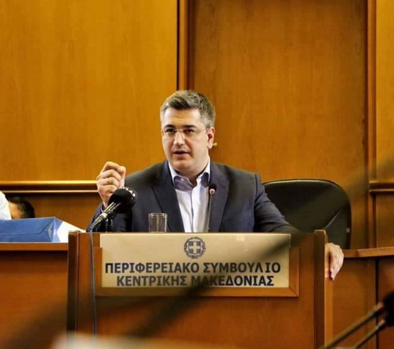 Απόστολος Τζιτζικώστας: «Πάμε προς lockdown»