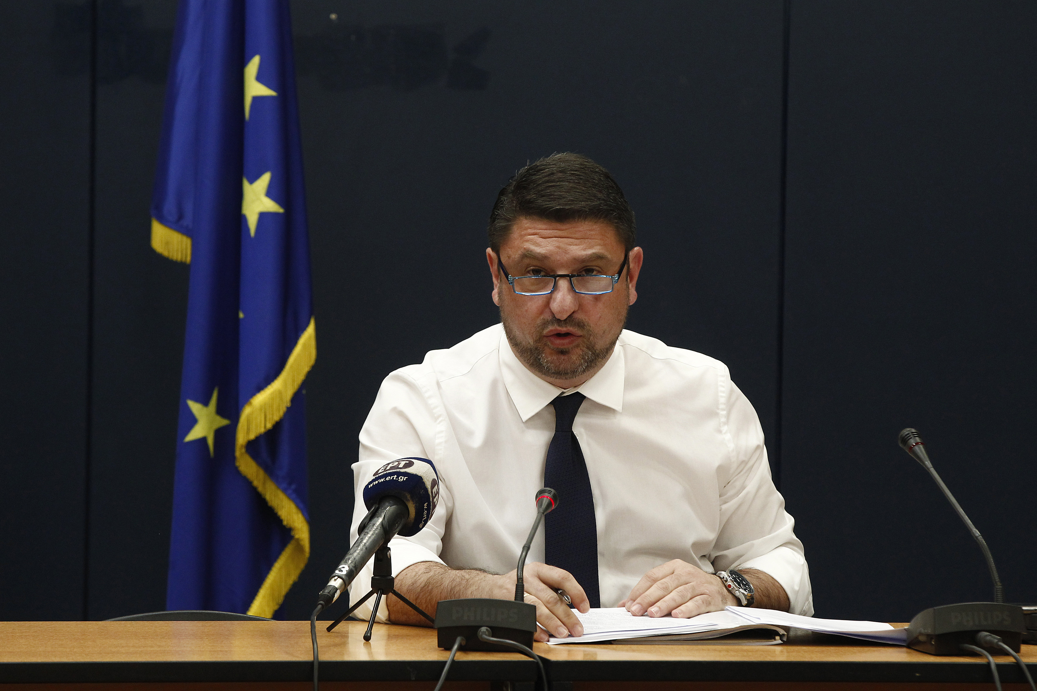 Κορωνοϊός Χαρδαλιάς: Κλείνουν τα σύνορα για πολίτες εκτός Ευρωπαϊκής Ένωσης