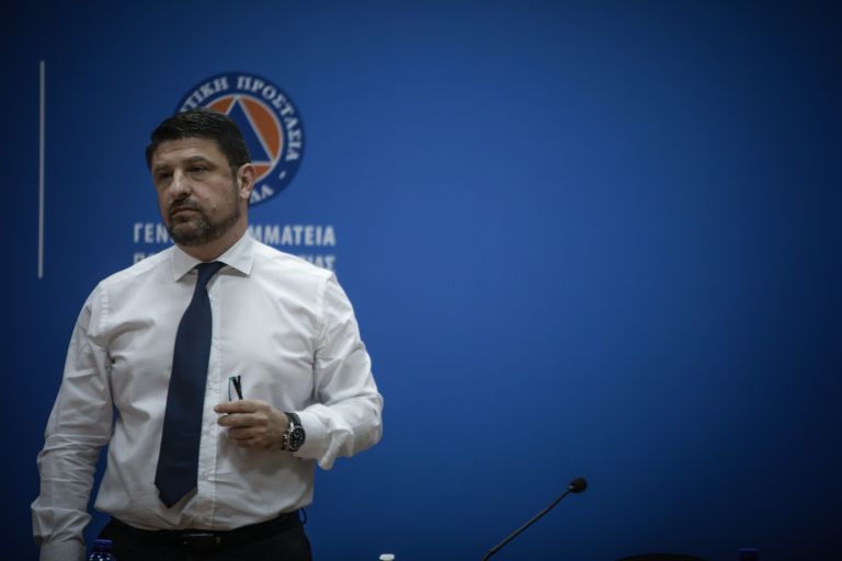 Κορωνοϊός Κοζάνη Χαρδαλιάς: Με ελικόπτερο στα χωριά που βρίσκονται σε καραντίνα για άμεση σύσκεψη