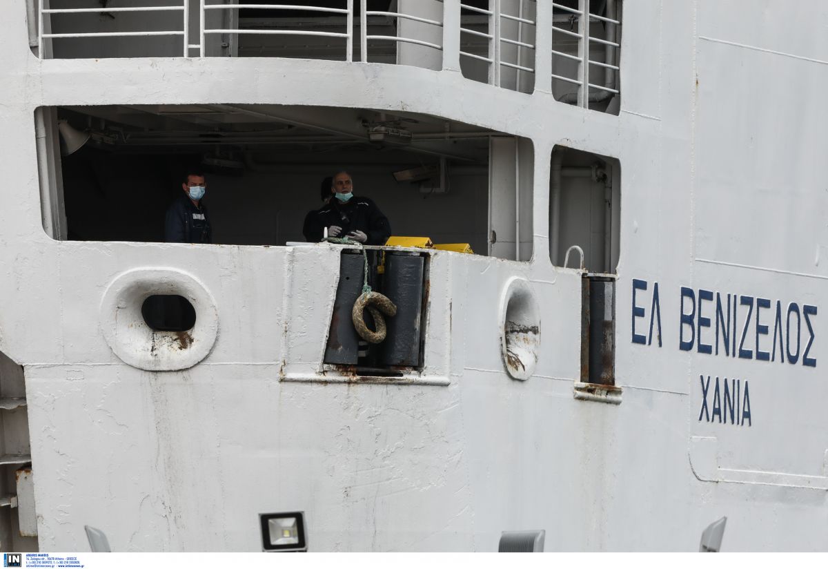 Κορονοϊός: Μεταφέρονται σε ξενοδοχεία οι 261 επιβαίνοντες στο πλοίο «Ελευθέριος Βενιζέλος»