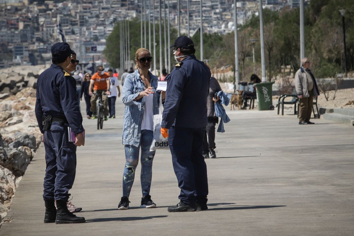 Απαγόρευση κυκλοφορίας Φλοίσβος: Γέμισε κόσμο παρά τις συστάσεις