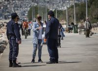 Απαγόρευση κυκλοφορίας Φλοίσβος: Γέμισε κόσμο παρά τις συστάσεις Απαγόρευση κυκλοφορίας Φλοίσβος: Γέμισε κόσμο παρά τις συστάσεις