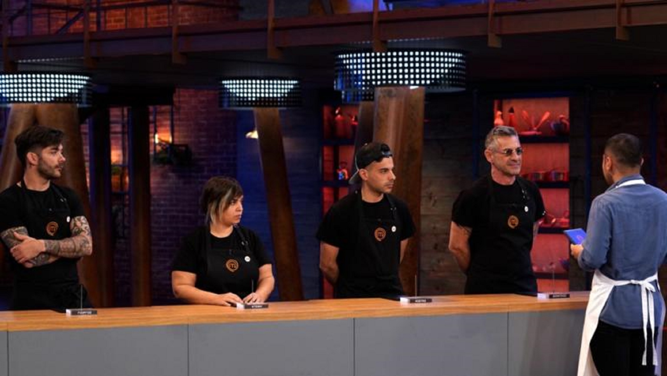 MasterChef 4 spoiler αποχώρηση 20/4: Χαμός στην ψηφοφορία με Γιώργο και Ντέμη