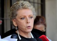 Αυτό είναι το post της Έλενας Ακρίτα για τον Τσιόδρα – Απαντήστε επιτέλους