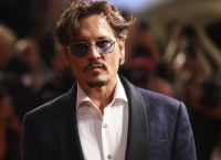 Τζόνι Ντεπ και Τζεφ Μπεκ κορωνοϊός: Παρουσιάζουν τη διασκευή του «Isolation» του Τζον Λένον