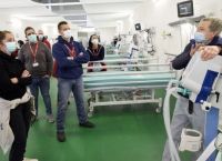 Κορωνοϊός Ιταλία: Ρώσοι και Ιταλοί στρατιωτικοί δέχονται ασθενείς με κορωνοϊό στην Μπέργκαμο