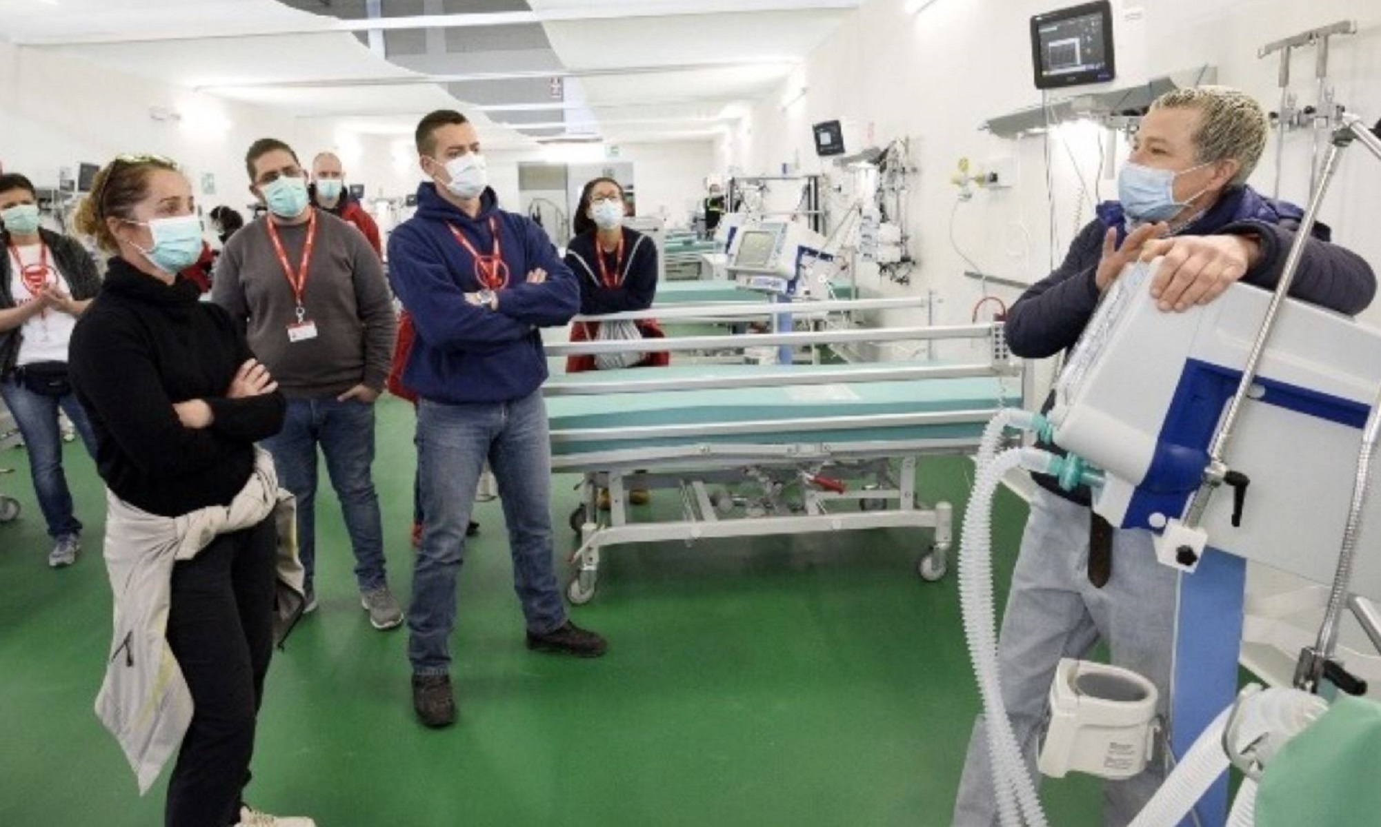 Κορωνοϊός Ιταλία: Ρώσοι και Ιταλοί στρατιωτικοί δέχονται ασθενείς με κορωνοϊό στην Μπέργκαμο