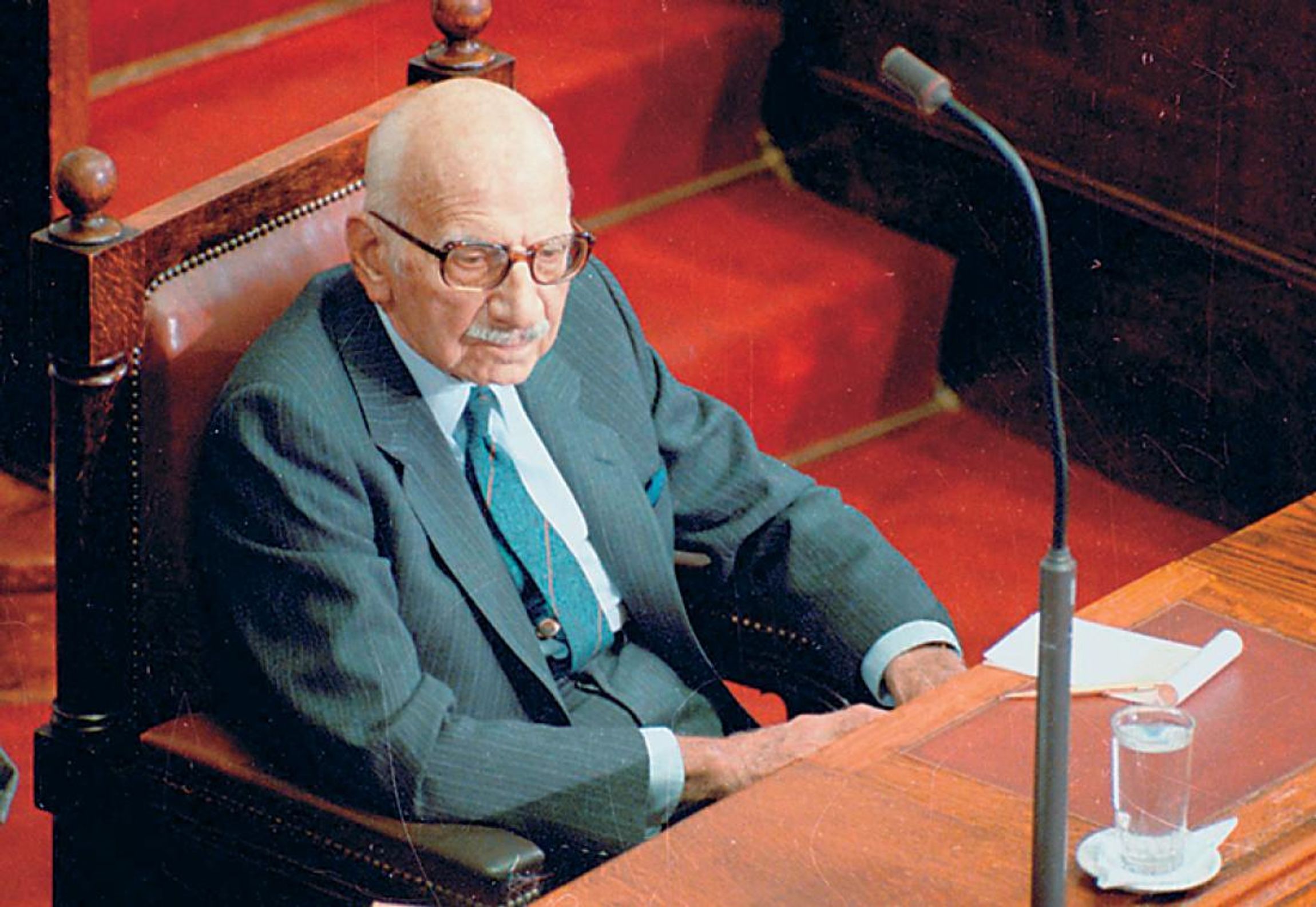 Ξενοφών Ζολώτας: Η ζωή και το έργο ενός επιφανή Έλληνα