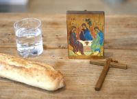 Νηστεία Πάσχα 2020 τι τρώμε: Αποχή από τρόφιμα ζωϊκής προέλευσης Νηστεία Πάσχα 2020 τι τρώμε: Αποχή από τρόφιμα ζωϊκής προέλευσης