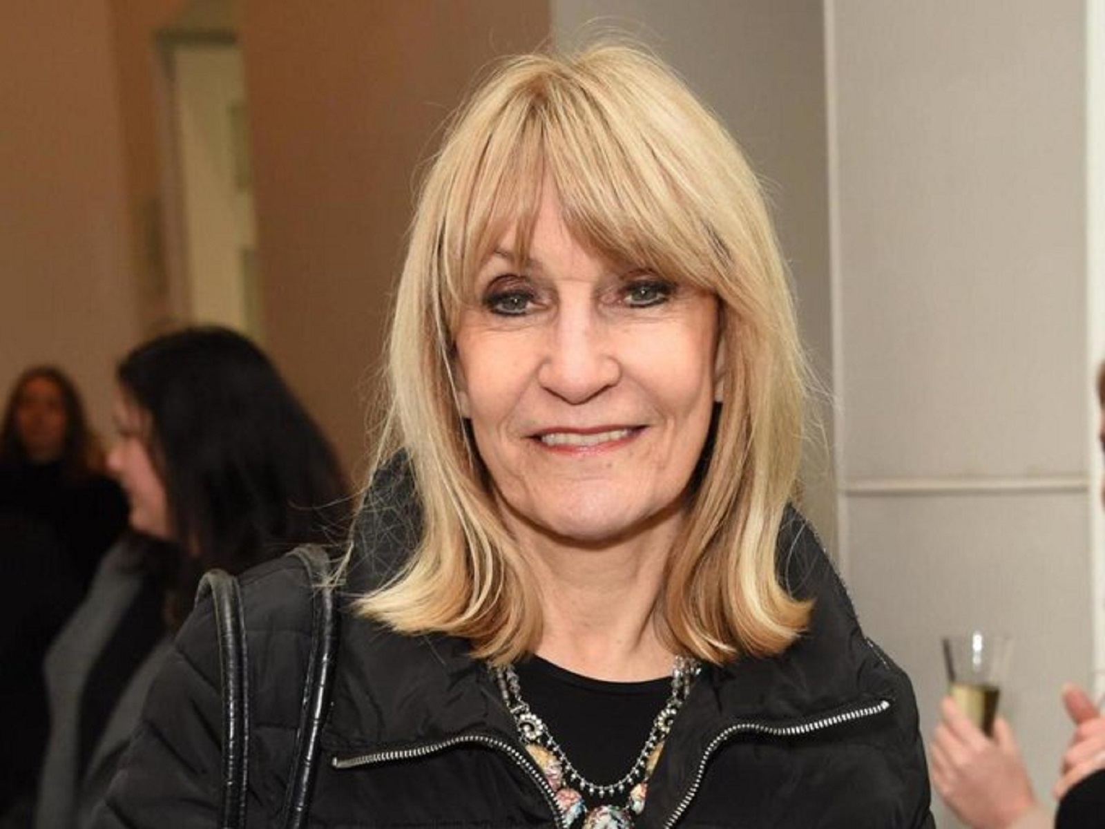 Πέθανε γνωστή παρουσιάστρια του BBC