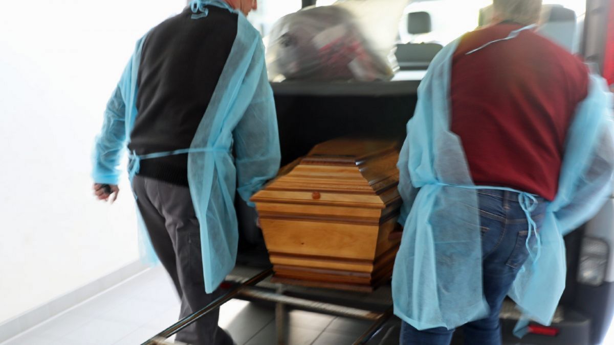 Γαλλία κορωνοϊός σήμερα: 348 νέοι θάνατοι – 708 νέα κρούσματα