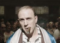 Tom Hardy Capone: Ο γνωστός ηθοποιός μεταμορφώθηκε στον μεγαλύτερο γκάνγκστερ Tom Hardy Capone: Ο γνωστός ηθοποιός μεταμορφώθηκε στον μεγαλύτερο γκάνγκστερ