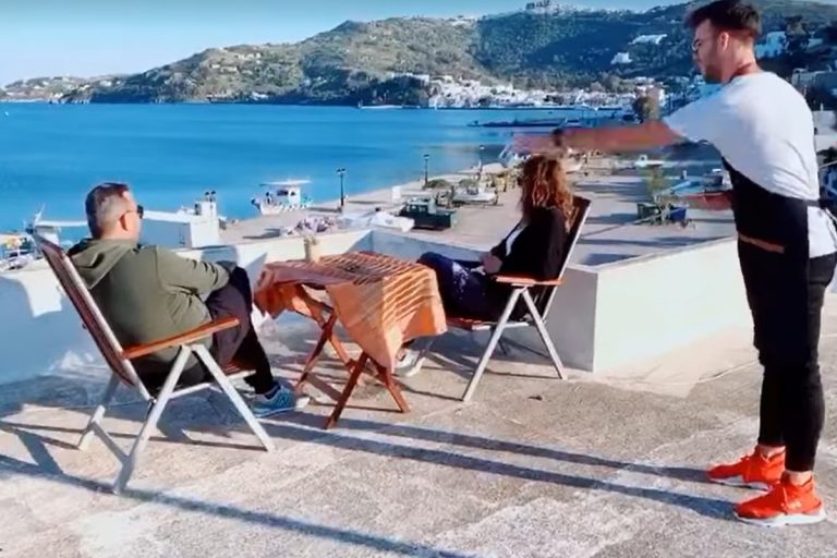 Τουρισμός 2020: Φρέντο “πετουτσίνο” έγινε viral [vid]