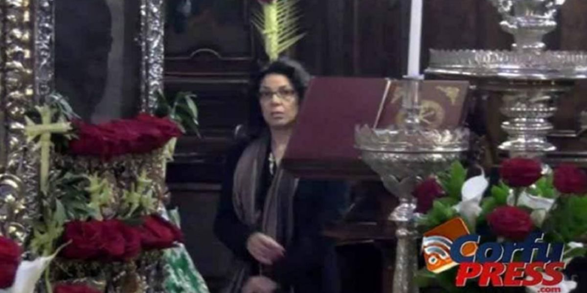 Κέρκυρα κορωνοϊός: Παρούσα και η δήμαρχος στην λειτουργία – Η ίδια συμμετείχε στη καμπάνια «Μένουμε σπίτι»