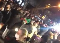 Κορονοϊός Τουρκία: Χάος και πανικός στους δρόμους για να προλάβουν να ψωνίσουν πριν το lockdown [vid]