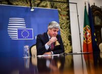 Κορωνοϊός Eurogroup: Ο Σεντένο δεν αποκλείει τη χρήση ευρωομολόγων Κορωνοϊός Eurogroup: Ο Σεντένο δεν αποκλείει τη χρήση ευρωομολόγων