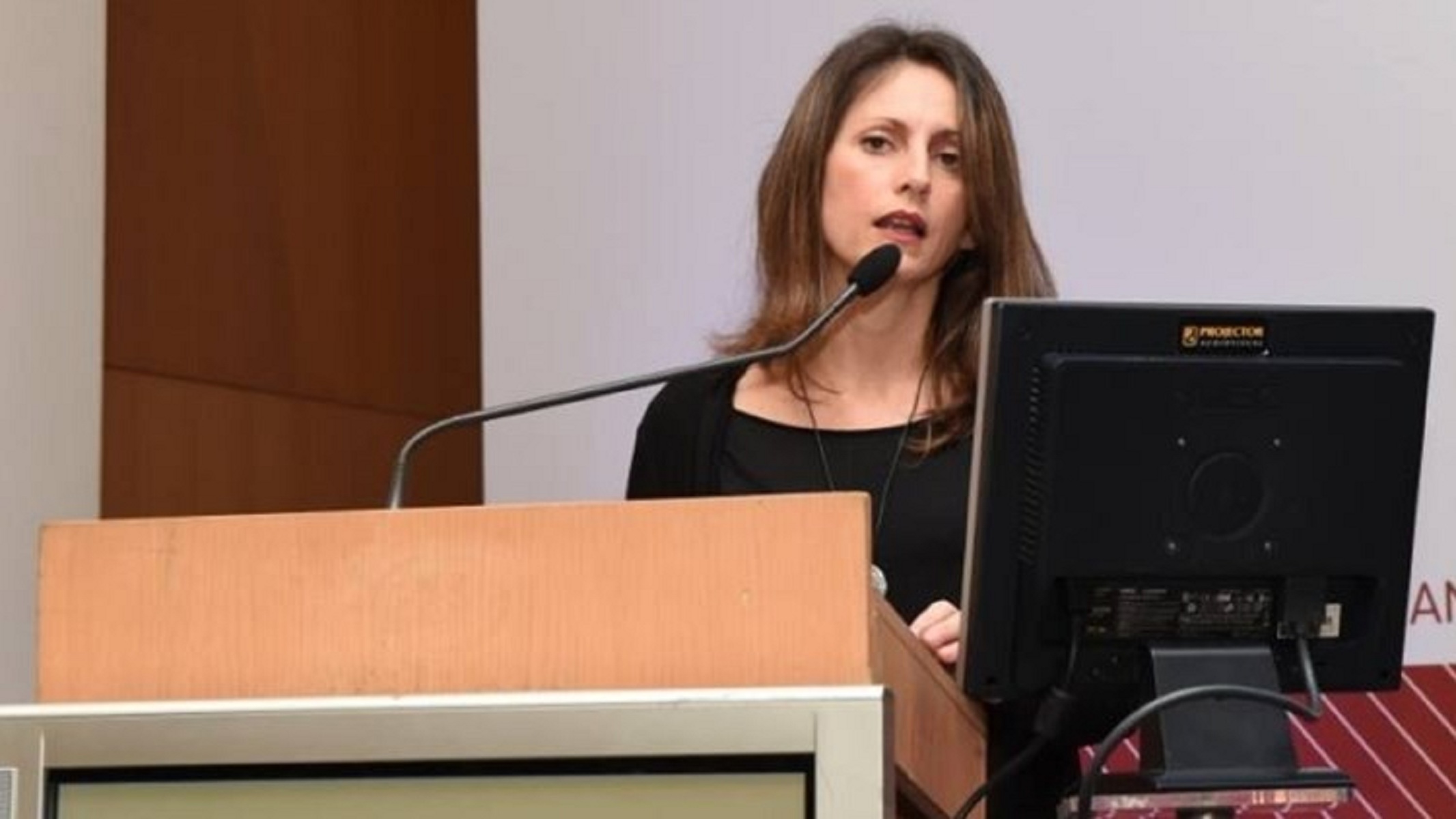 Κορωνοϊός Βάνα Σύψα: Οι εκτιμήσεις της καθηγήτριας για την εξέλιξη του ιού