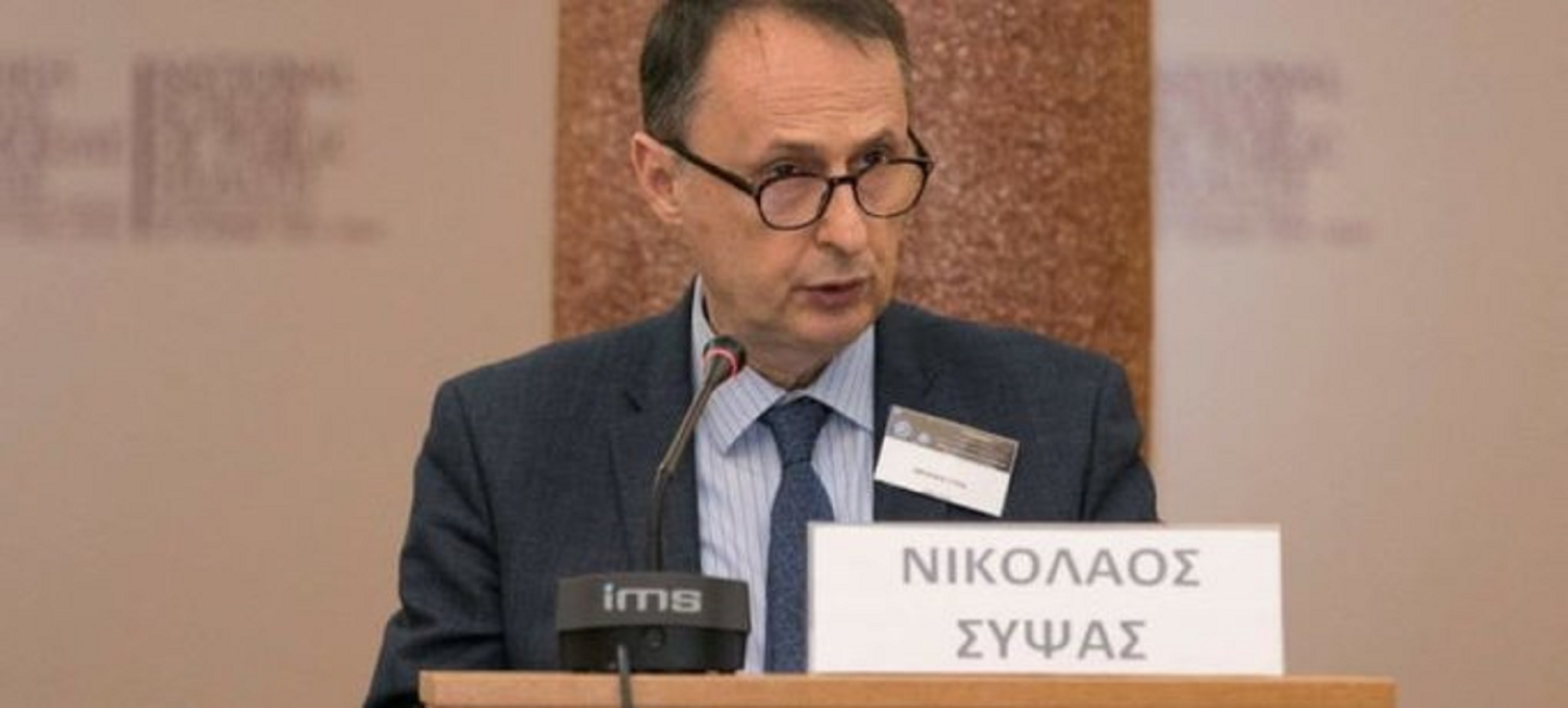 Νίκος Σύψας κορωνοϊός εκκλησίες: Ο καθηγητής αναλύει την επόμενη μέρα για τους ιερούς ναούς