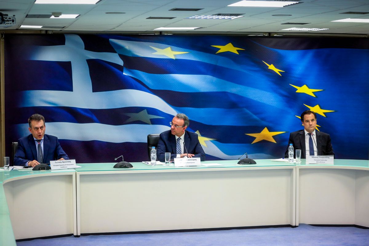 Βρούτσης 800 ευρώ: Αυτό είναι το πακέτο των 24 δισ. ευρώ για τη στήριξη της οικονομίας