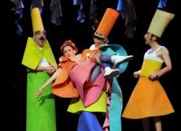 Το Εθνικό Θέατρο συνεχίζει τις online προβολές με το έργο «Του Kουτρούλη ο γάμος»