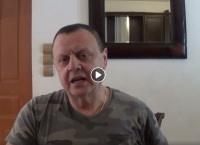 Σωτήρης Τσιόδρας: Το νέο τραγούδι για τον καθηγητή – «Ακούμε τον γιατρό και γι’ αυτό δεν πάμε κόντρα» [vid]