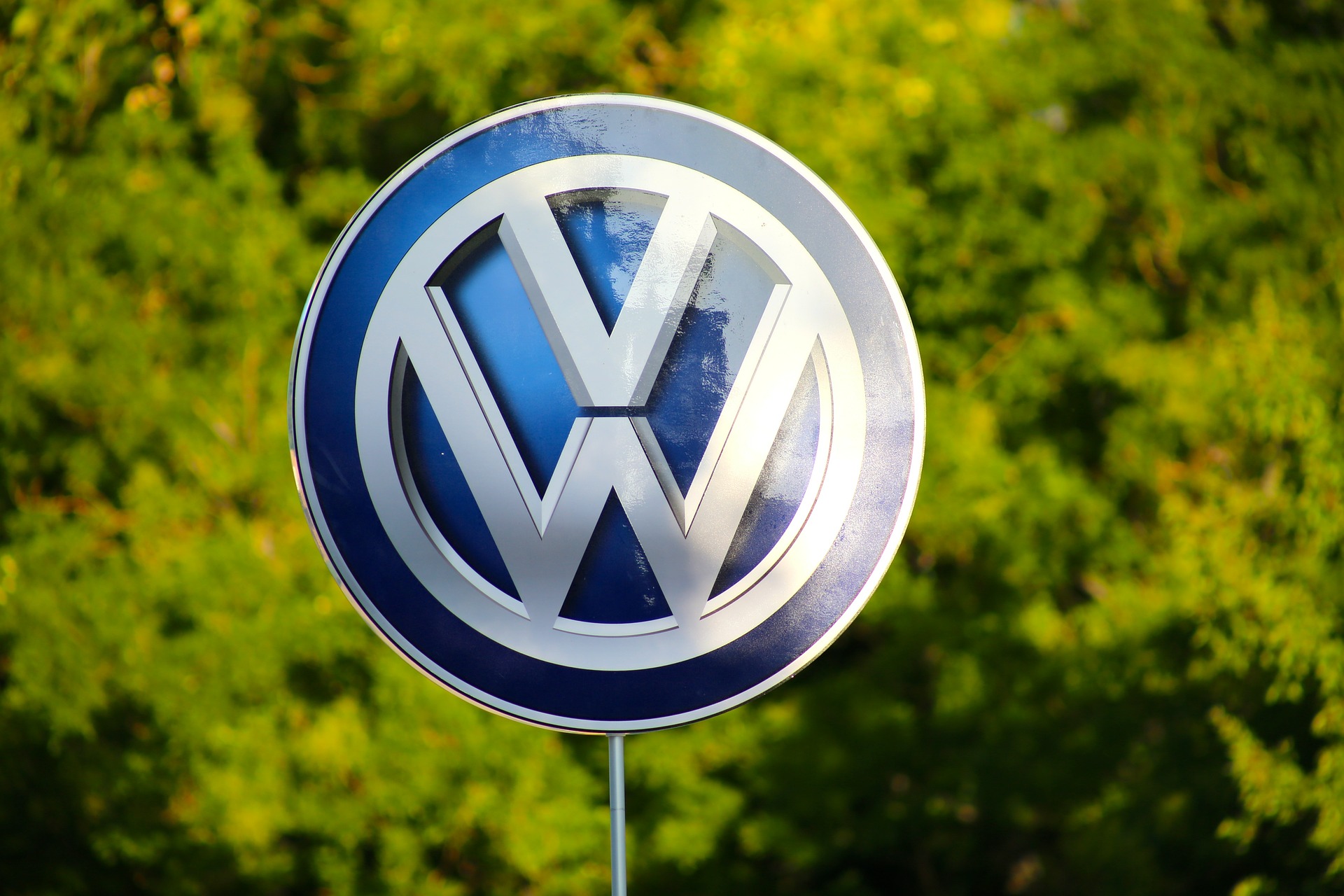 Ετοιμάζει επένδυση στην Ελλάδα η Volkswagen