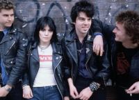 Joan Jett & the Blackhearts κορωνοϊός: Παίζουν live για όσους μένουν σπίτι Joan Jett & the Blackhearts κορωνοϊός: Παίζουν live για όσους μένουν σπίτι