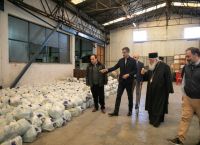 Πάνω από 20.000 πακέτα τροφίμων από τον Δήμο Αθηναίων σε συνεργασία με την Αρχιεπισκοπή Αθηνών