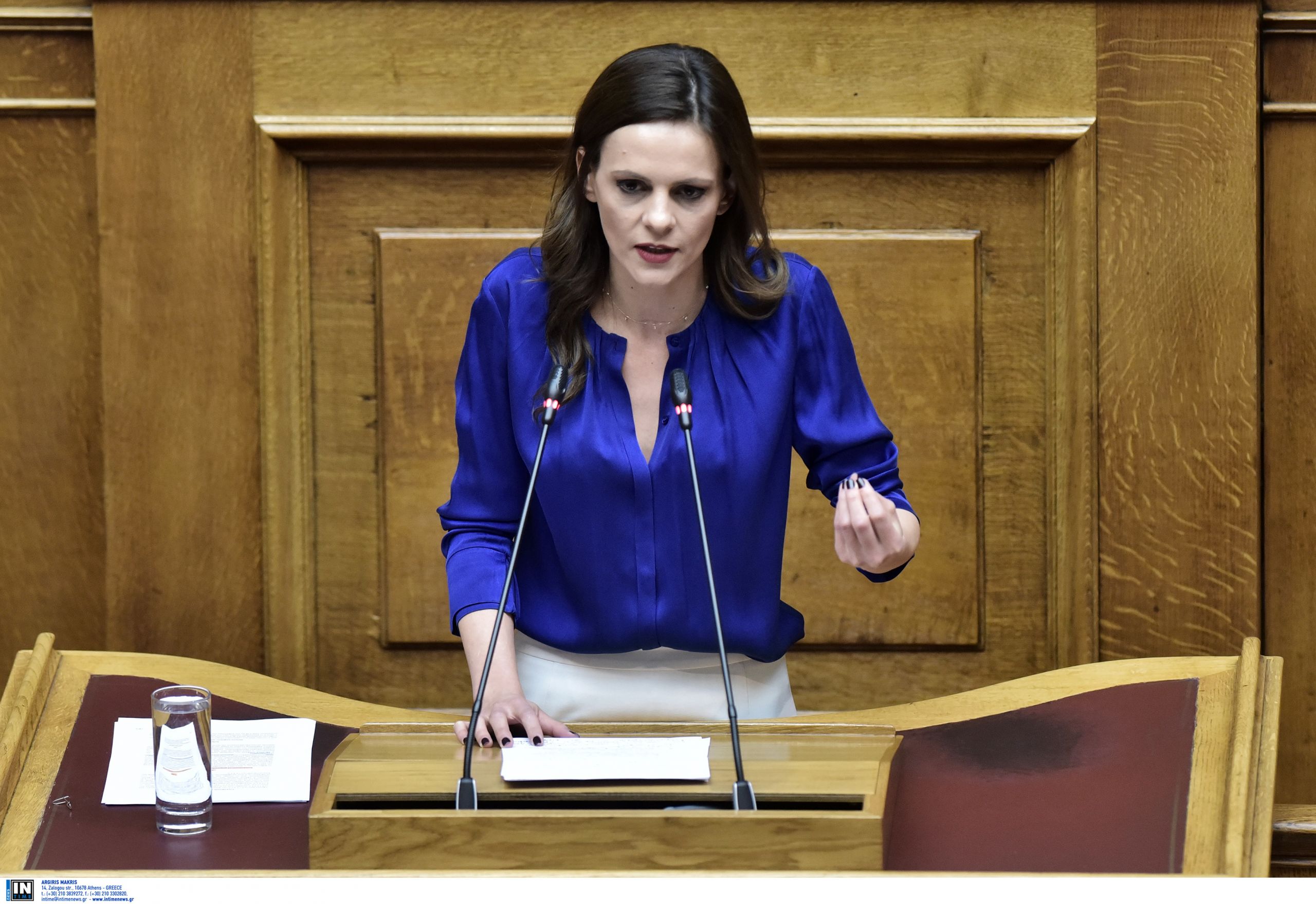 Αχτσιόγλου: Διαλυτική για τους εργαζόμενους και ανεπαρκής για τις επιχειρήσεις η κυβερνητική πολιτική