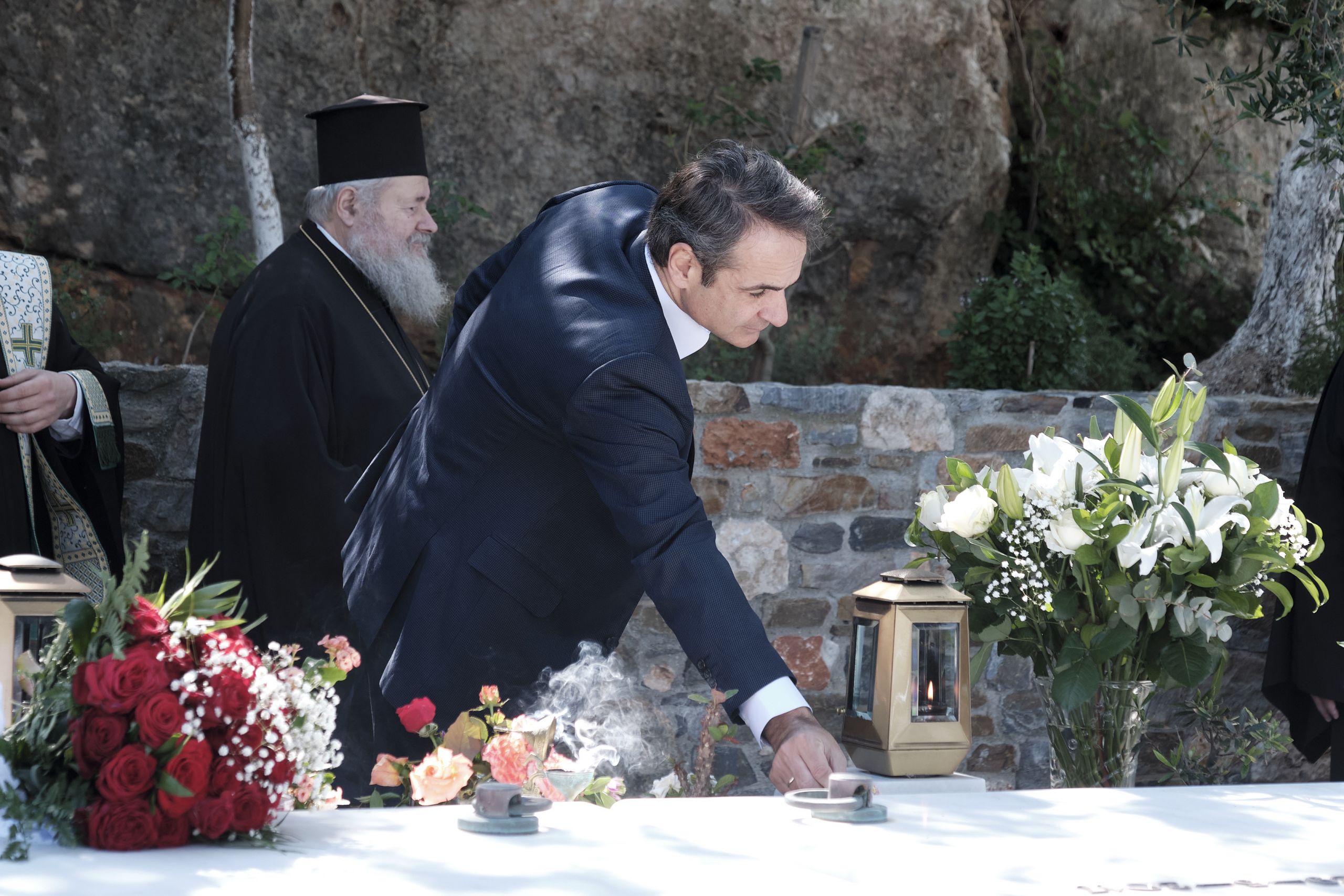 Χανιά πρωθυπουργός: Συγκίνηση στο μνημόσυνο του Κωνσταντίνου Μητσοτάκη