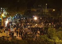 Αγία Παρασκευή άρση μέτρων: Επεισόδια για μπίρες μεταξύ νεαρών και αστυνομικών