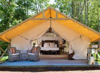 Glamping: Η νέα τάση που προτείνει το υπουργείο Τουρισμού