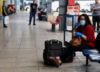 Μείωση ΦΠΑ: Οι νέες τιμές από 1η Ιουνίου για εισιτήρια σε ΜΜΜ, καφέδες, σινεμά – Παραδείγματα