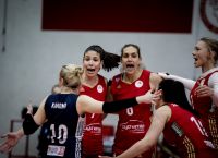 Ολυμπιακός βόλεϊ γυναικών: Πρωταθλήτριες οι «ερυθρόλευκες» Ολυμπιακός βόλεϊ γυναικών: Πρωταθλήτριες οι «ερυθρόλευκες»