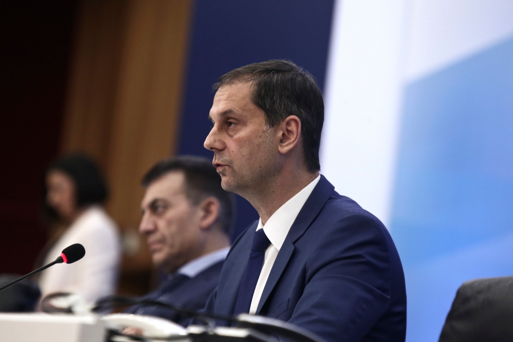 Χάρης Θεοχάρης: «Το στοίχημα του επόμενου μήνα, είναι το στοίχημα του τουρισμού