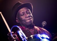 Tony Allen πέθανε: Έφυγε από τη ζωή ο σπουδαιότερος ντράμερ όλων των εποχών