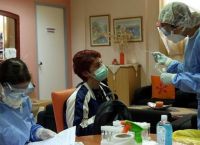 Ελλάδα  κορωνοϊός: Ξεκίνησαν οι έλεγχοι από τις πρώτες 25 Κινητές Ομάδες ΕΟΔΥ