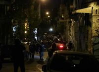 Εξάρχεια: Επεισόδια και οδοφράγματα κατά των αστυνομικών Εξάρχεια: Επεισόδια και οδοφράγματα κατά των αστυνομικών