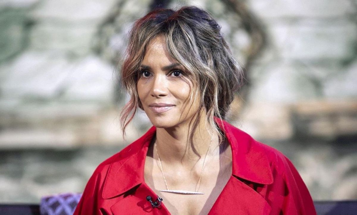 Halle Berry: Ποζάρει με lingerie και ρίχνει το Instagram