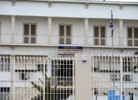 Έρευνα στον Κορυδαλλό: Βρέθηκαν σουβλιά, μαχαίρια και κινητά Έρευνα στον Κορυδαλλό: Βρέθηκαν σουβλιά, μαχαίρια και κινητά