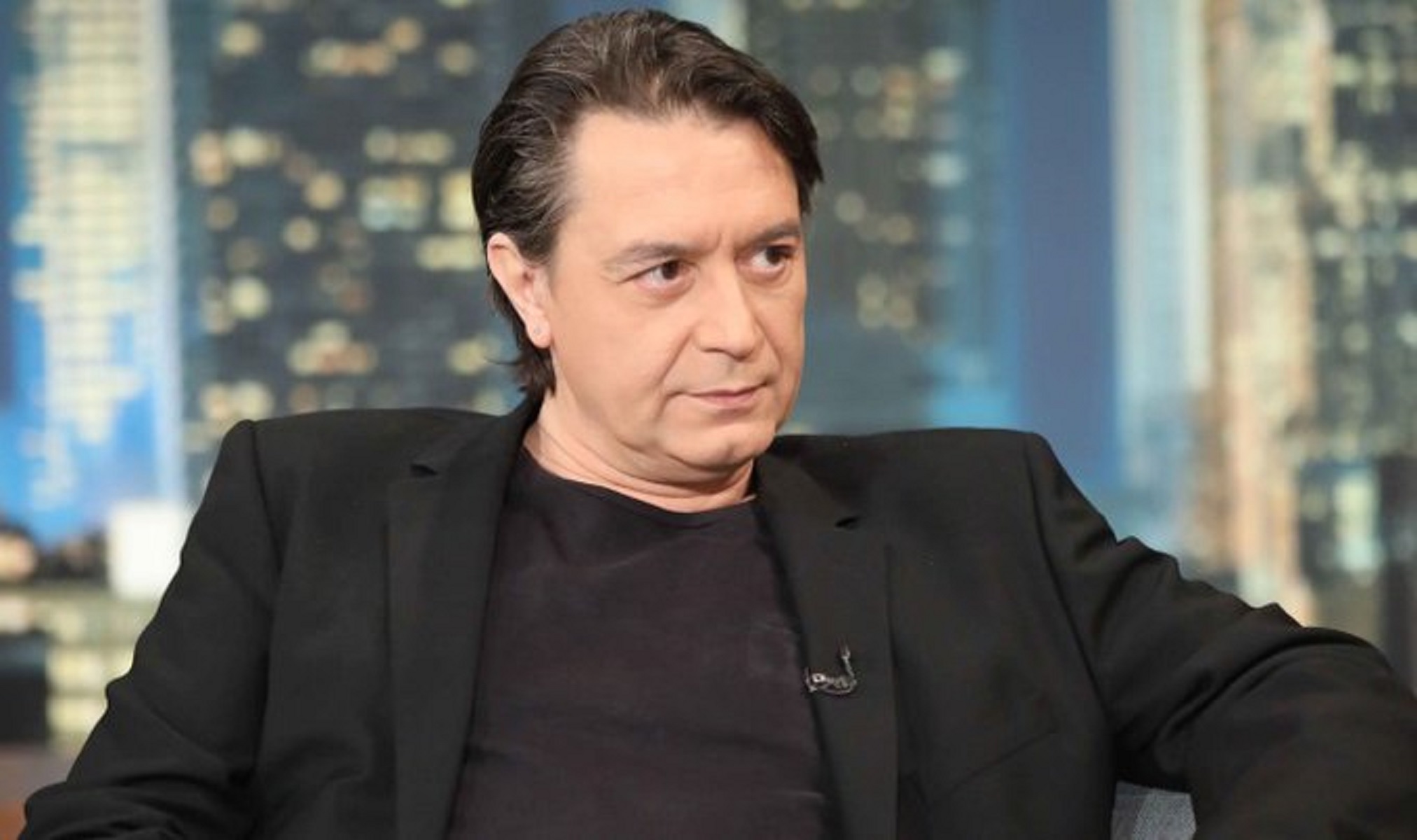 Κότσιρας: Η συγκλονιστική εξομολόγηση του τραγουδιστή για τον χαμό της μητέρας του