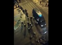Μαυροειδάκος για πλατείες: «Προσπαθούν να δημιουργήσουν επεισόδια ώστε να σηκωθεί ένα γκλοπ» Μαυροειδάκος για πλατείες: «Προσπαθούν να δημιουργήσουν επεισόδια ώστε να σηκωθεί ένα γκλοπ»