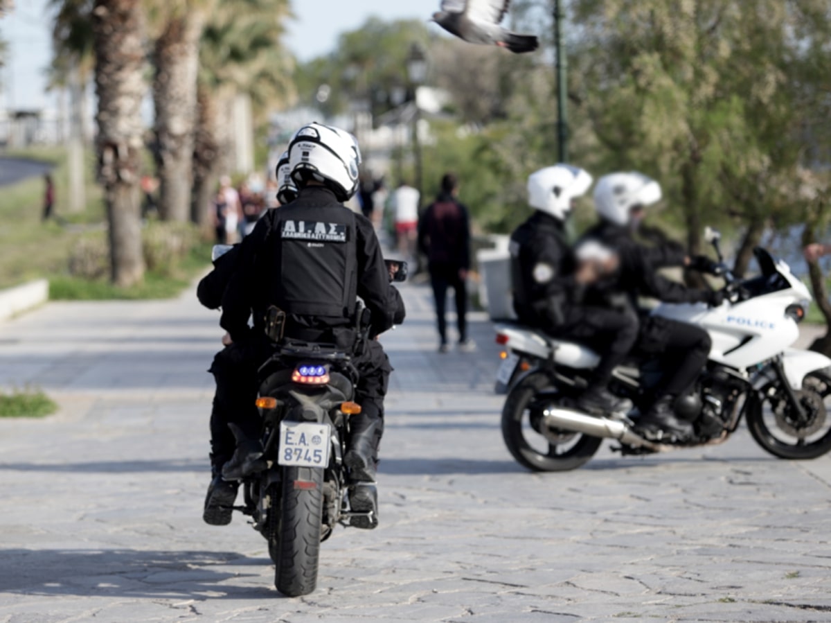 Εξαρθρώθηκε συμμορία αλλοδαπών που διακινούσε ναρκωτικά στο κέντρο της Αθήνας