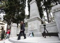 Κατερίνα Σακελλαροπούλου: «Οι Έλληνες, χριστιανοί και μουσουλμάνοι, αποτελούν μοναδικό πλούτο της Θράκης» Κατερίνα Σακελλαροπούλου: «Οι Έλληνες, χριστιανοί και μουσουλμάνοι, αποτελούν μοναδικό πλούτο της Θράκης»