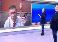 Καθηγητής Υφαντόπουλος ΣΚΑΪ: «Ήρθα στο κανάλι σας και κόλλησα κορωνοϊό» Καθηγητής Υφαντόπουλος ΣΚΑΪ: «Ήρθα στο κανάλι σας και κόλλησα κορωνοϊό»