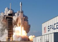 SpaceX: Μία νέα διαστημική εποχή ξεκινά για τον πλανήτη SpaceX: Μία νέα διαστημική εποχή ξεκινά για τον πλανήτη