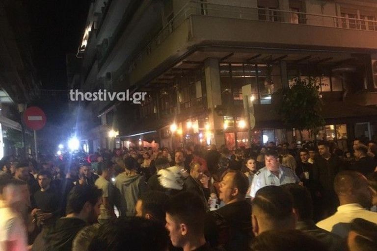 Θεσσαλονίκη κορωνοϊός: Συνωστισμός για ένα take away ποτό – Ένταση και ξύλο στο κέντρο της πόλης