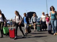 Ταξιδιωτικά voucher έως 300 ευρώ ανά εργαζόμενο στον ιδιωτικό τομέα Ταξιδιωτικά voucher έως 300 ευρώ ανά εργαζόμενο στον ιδιωτικό τομέα
