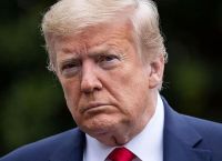 Donald Trump: Tα συμπτώματα κορωνοϊού και το διάγγελμα για να δείξει ότι μπορεί να κυβερνήσει