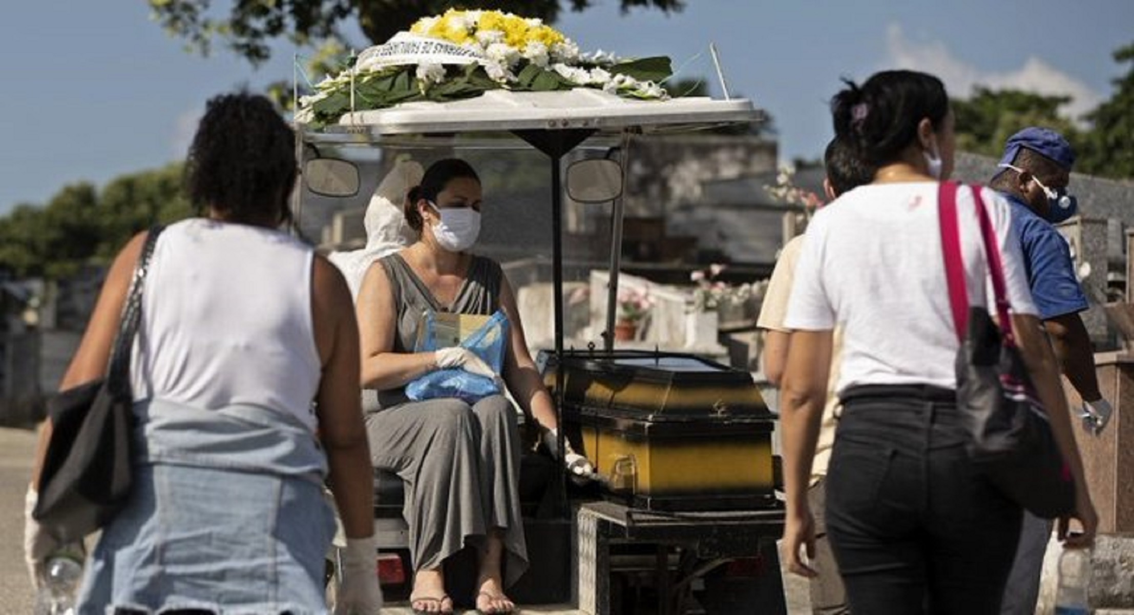 Βραζιλία κορωνοϊός: 674 νεκροί το τελευταίο 24ωρο – 3η παγκοσμίως σε θετικά κρούσματα η χώρα